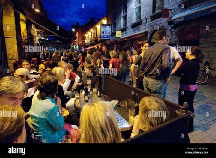 Does Galway have good nightlife?